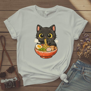 Camiseta Gato Preto Fofo Comendo Ramen e Enviando