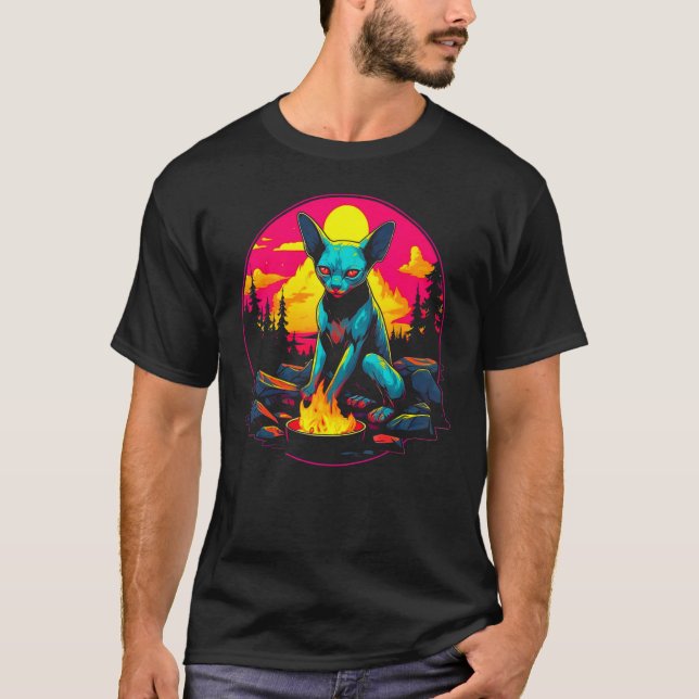Camiseta Gato sem pelo Sphynx Acampando 1 (Frente)