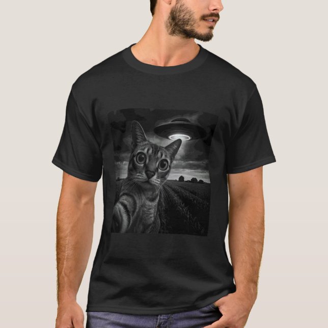 Camiseta Gato Singapura Selfie com OVNI (Frente)