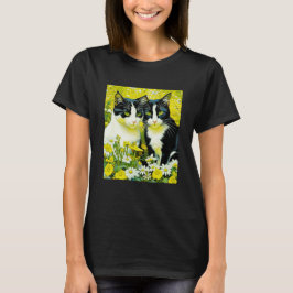 Camiseta Gatos Adoráveis sentados em um campo de Daisies