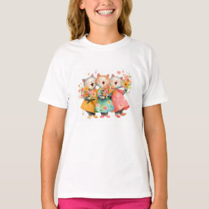 Camiseta Gatos Cantores Segurando Ramalhetes