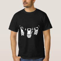 Gatos Caprichosos numa Corda de Roupas