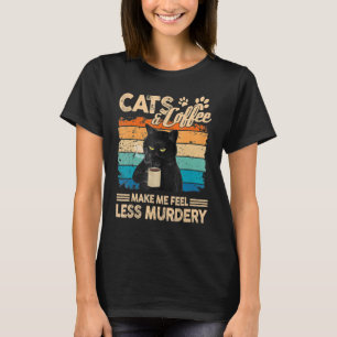 Camiseta Gatos E Café Me Fazem Sentir Menos Gato Assassino