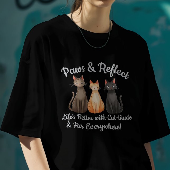 Camiseta Gatos Fofos Patas & Reflexão (Criador carregado)