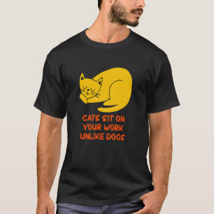 Camiseta Gatos Sentam no Seu Trabalho Gata Mãe TFD Gato Pai