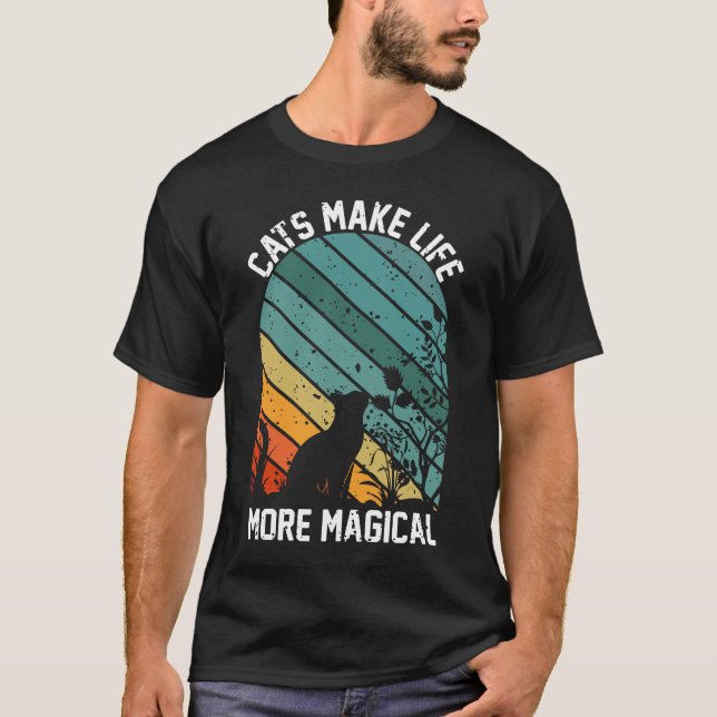 Camiseta gatos tornam a vida mais mágica (Frente)