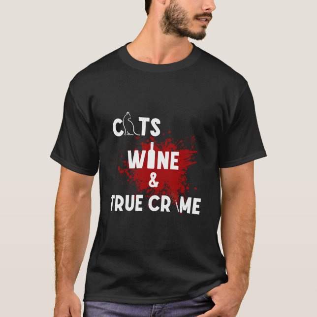 Camiseta Gatos Vinho E Crime Verdadeiro (Frente)