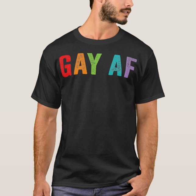 Camiseta Gay AF Rainbow Quer Orgulho gay com Citação Dizend (Frente)