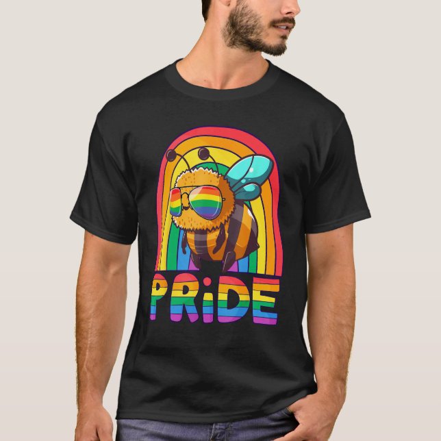 Camiseta Gay Pride Bee LGBT Cute Bee Rainbow LGBT Gay Ally  (Frente)