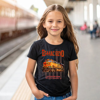 Camiseta GE ES44AC GEVO Locomotive e bandeira americana
