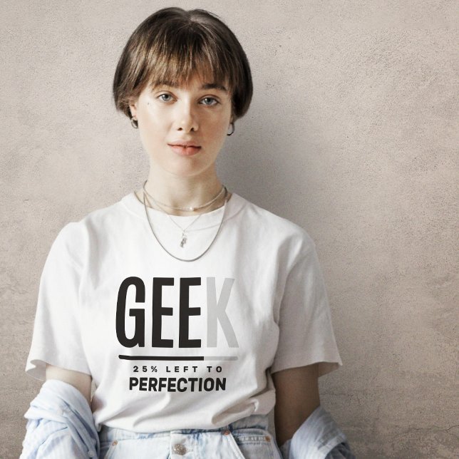 Camiseta Gee... Carregamento de Geek Personalizado (Gee… Geek Loading Personalized T-Shirt)