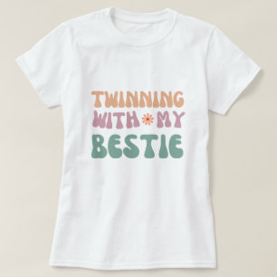 Camiseta Geminando com minha citação de amizade Bestie Groo
