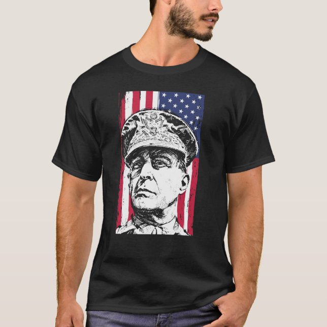 Camiseta General Douglas MacArthur USA Flag (Frente)