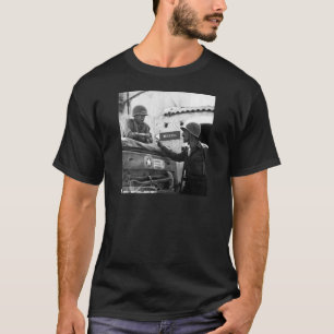 Camiseta Geralmente George S. Patton e coronel Lyle Bernard