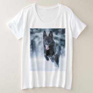 Camiseta German shepherd preto no Cobrir da escova de neve