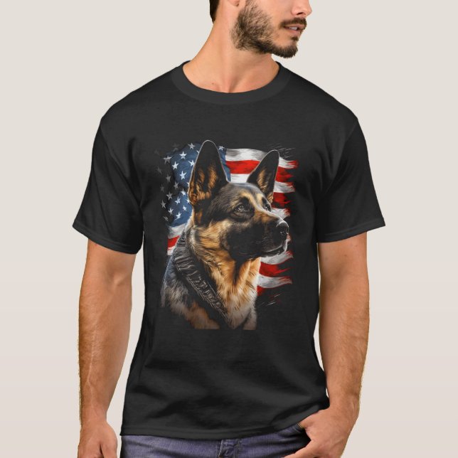 Camiseta German Shepherd USA Flag Patriotic German Shepherd (Frente)