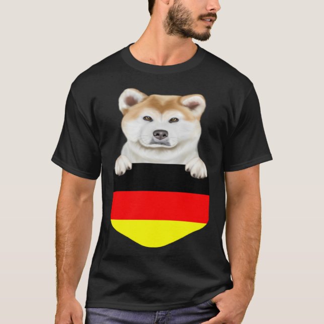 Camiseta Germany Flag Akita Dog In Pocket (Frente)