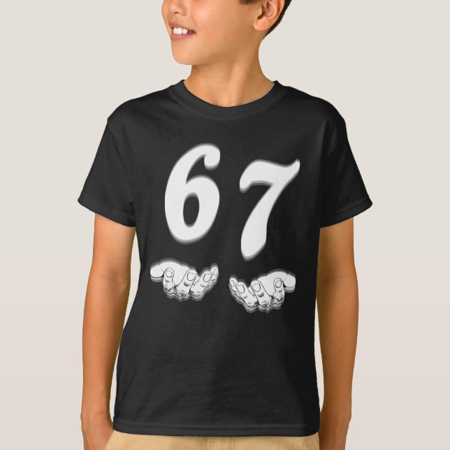 Camiseta Gestor de Mão Engraçado 67 Meme Gen Alpha 6 7 (Frente)