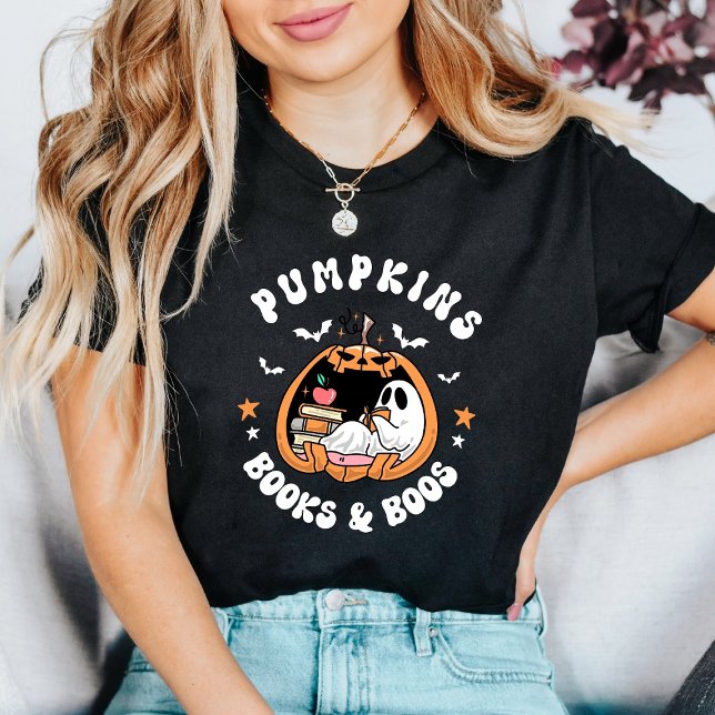 Camiseta Ghost Bonito Lendo "Pumpkins Books & Boos" Retroce (Criador carregado)