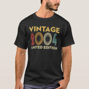 Camiseta Gifts Vintage 2004 Limited Edition, com 18 anos