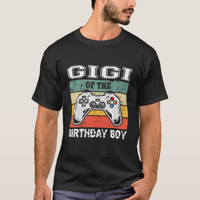 Camiseta Gigi Do Aniversário Que Corresponde Ao Gam De Víde (Frente)
