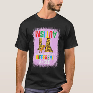 Camiseta Girafa Autismo Vendo o Mundo de um Ângulo Diferent