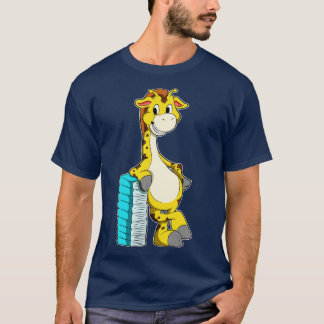 Camiseta Girafa com Pilha de Livros