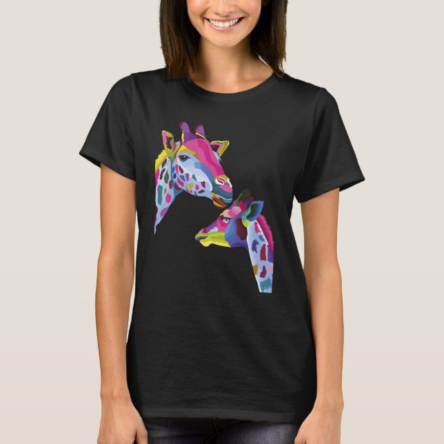 Camiseta Girafa Mãe Girafas Por Nova Mãe Beijando Bebê (Frente)