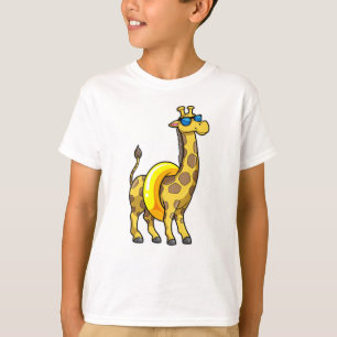 Camiseta Girafa na praia com Natação e óculos de sol