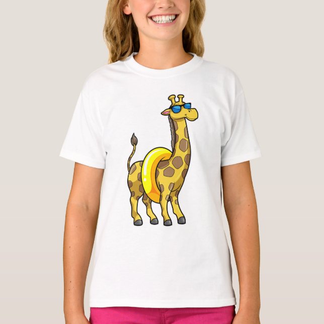 Camiseta Girafa na praia com Natação e óculos de sol (Frente)