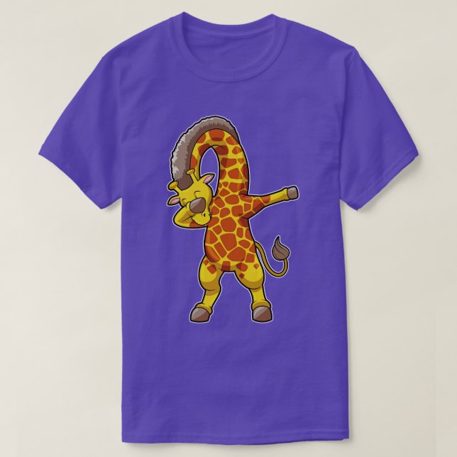 Camiseta Girafa no Hip Hop Dance Dab (Frente do Design)