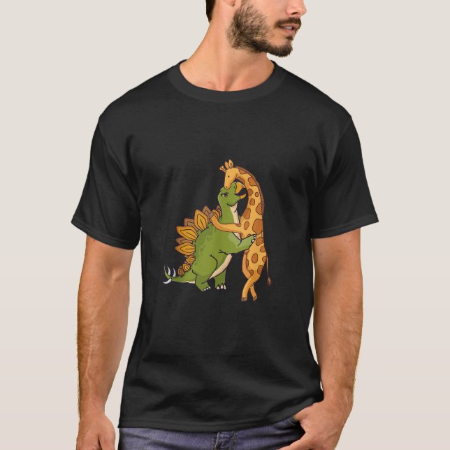 Camiseta Giraffe Dinosaur Hug Love Dino Animais Safari Hall (Frente)