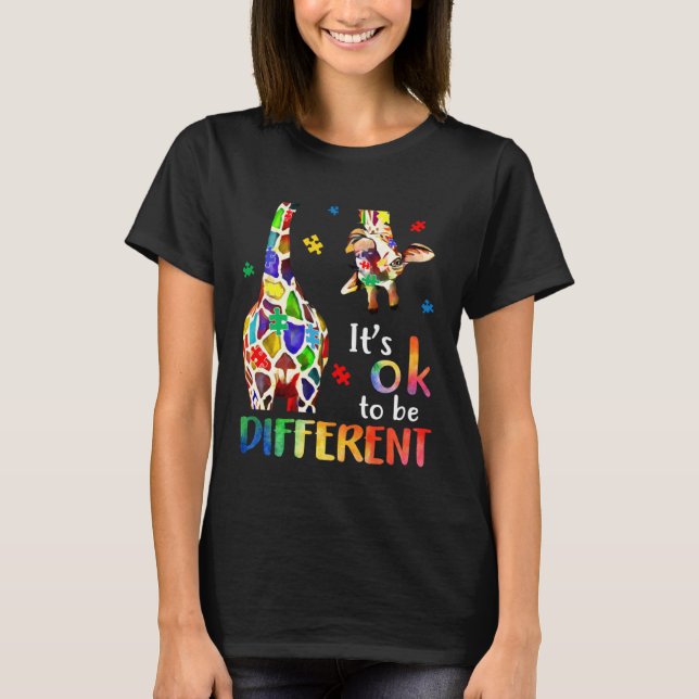Camiseta Giraffe Itu2019s Ok To Be Different Autism Awarene (Frente)
