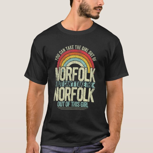 Camiseta Girl Out Of Norfolk Virginia Hometown Home Norfolk (Frente)