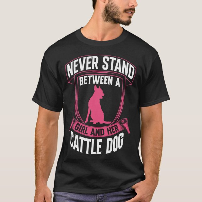 Camiseta Girl with Australian Cattle Dog Queensland Heeler (Frente)
