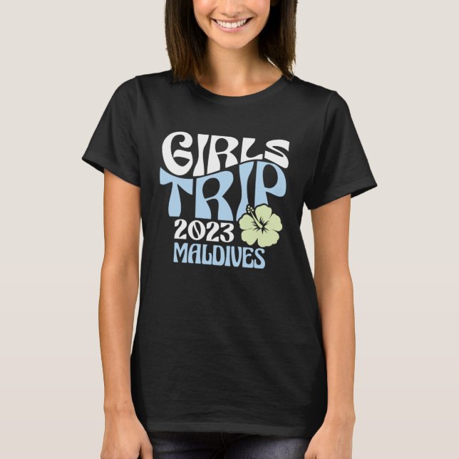 Camiseta Girls Trip 2023 Maldives Beach Destination Retro G (Frente)