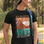 Camiseta Glacier National Park Montana Vintage em desgosto<br><div class="desc">Vetor do Glacier Park trabalho de arte design. O parque é uma zona de natureza selvagem nas Montanhas Rochosas de Montana,  com picos e vales esculpidos de geleiras a correr até à fronteira com o Canadá.</div>