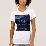 Camiseta Glitter Azul Dourada do Marinho Agate - N<br><div class="desc">Agate Marinho Azul Gemstone Marble Monograma Nome Geode Glitter Sparkle Personalizado Aniversário - Oferta/Fornecedor - Adicione Sua Carta / Nome - Texto ou Remover - Torne Seu Presente Especial - Redimensionar e mover ou remover e adicionar texto / elementos com ferramenta de personalização. Design por MIGNED. Por favor, veja meus...</div>