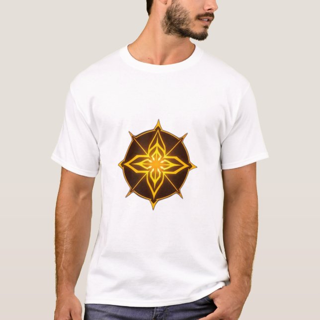 Camiseta Glowing Golden Compass Rose on Dark Circle (Frente)
