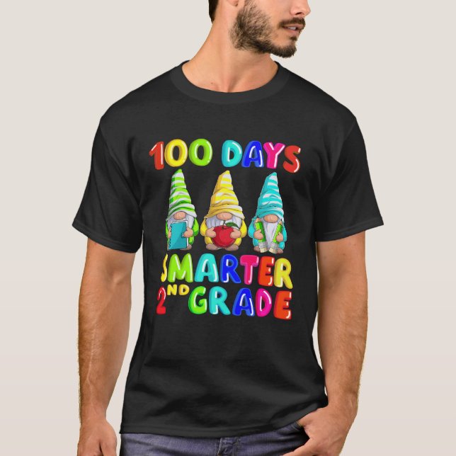 Camiseta Gnome 100 days smarter 100th day Of School Second  (Frente)