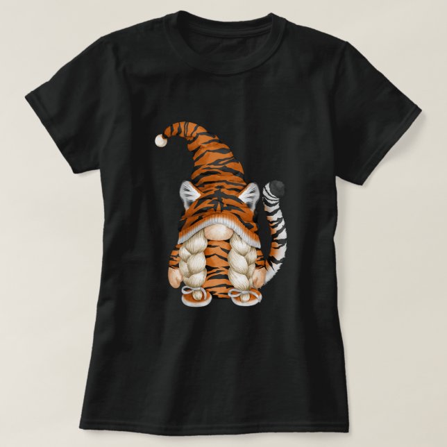Camiseta Gnomo Bonito Em Figurino De Tigre E Mãe De Tigre.  (Frente do Design)