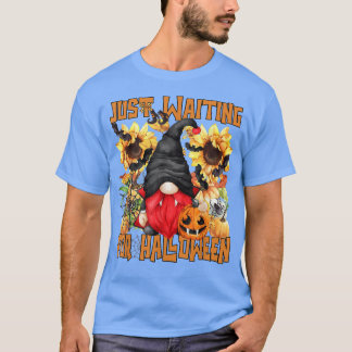 Camiseta Gnomo De Vampiro Bonito Para Mulheres Com Pumpkin 