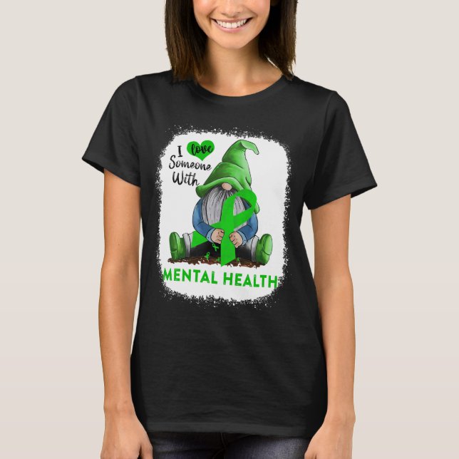 Camiseta Gnomo Eu Amo Alguém Com Saúde Mental (Frente)