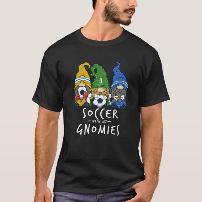 Camiseta Gnomos De Futebol Jogando Futebol Com Meus Gnomos  (Frente)