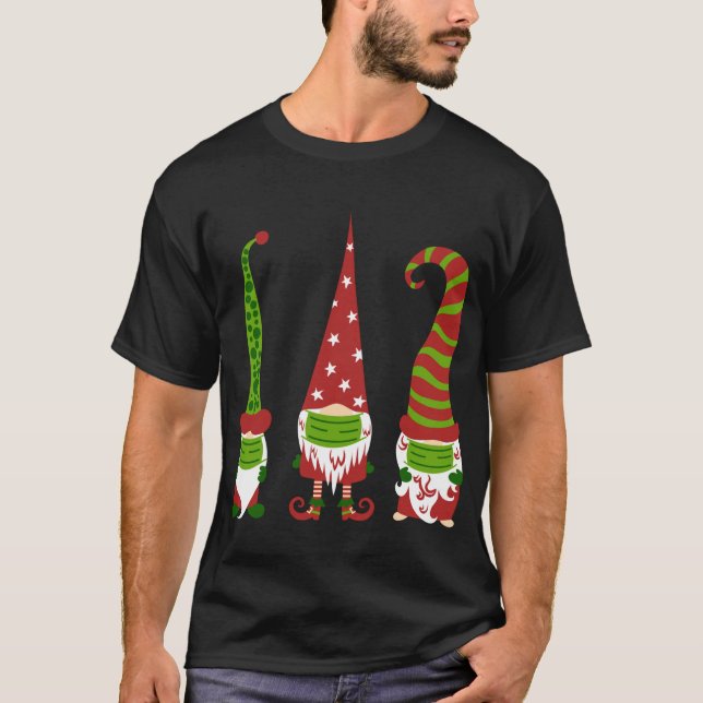 Camiseta Gnomos Enfrentam Máscara Combinação Festa de Natal (Frente)