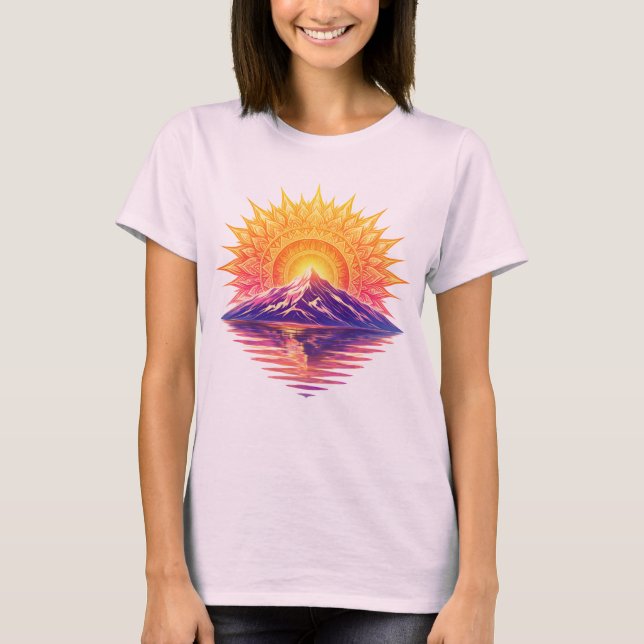 Camiseta Golden Boho Mandala Sun Mountain Sunset Reflection (Frente)