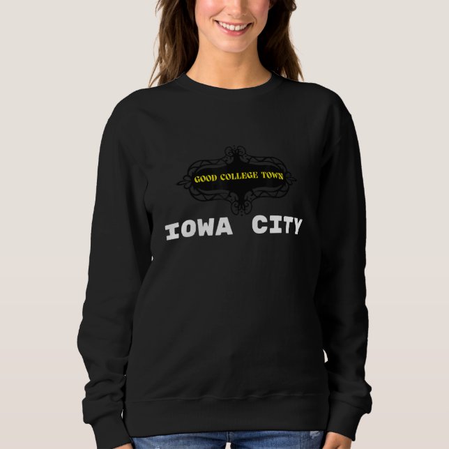 Camiseta Good College Town Iowa City (Frente)