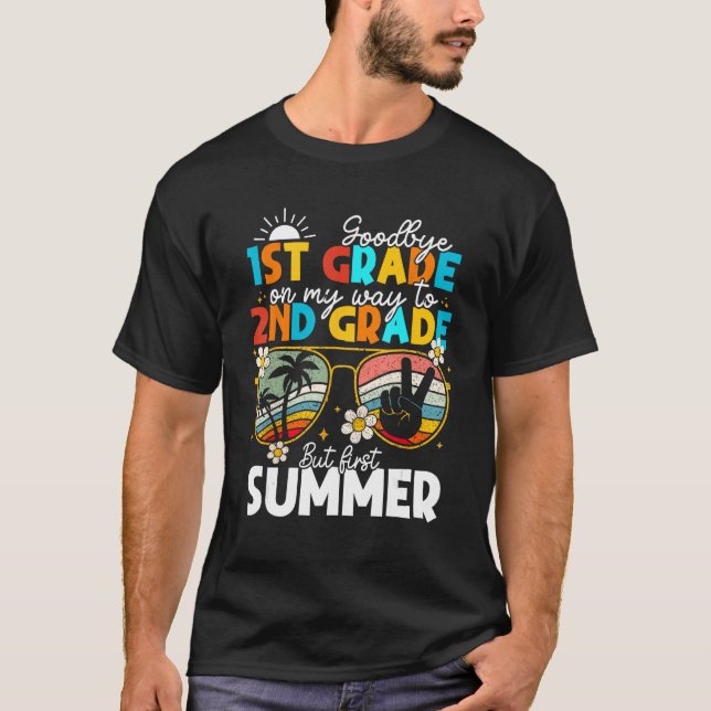 Camiseta Goodbye 1st Grade Graduation To 2nd Grade Hello Su (Frente)