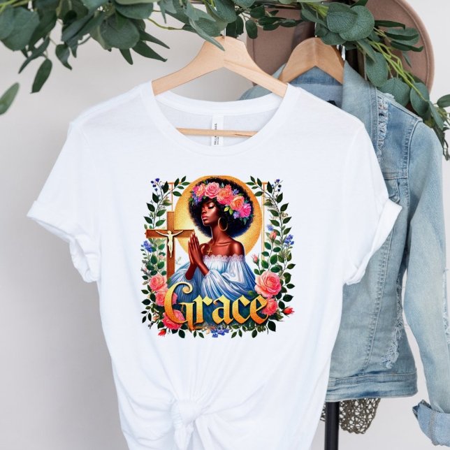 Camiseta Grace Christian Afro Black Woman Rezando (Criador carregado)