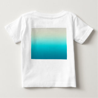 Camiseta Gradiente Abstrato Azul Água Fundo Ombre Suave